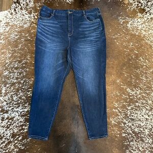 American Eagle Curvy Highest Rise Jegging Size 22